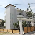 Savvas Studios