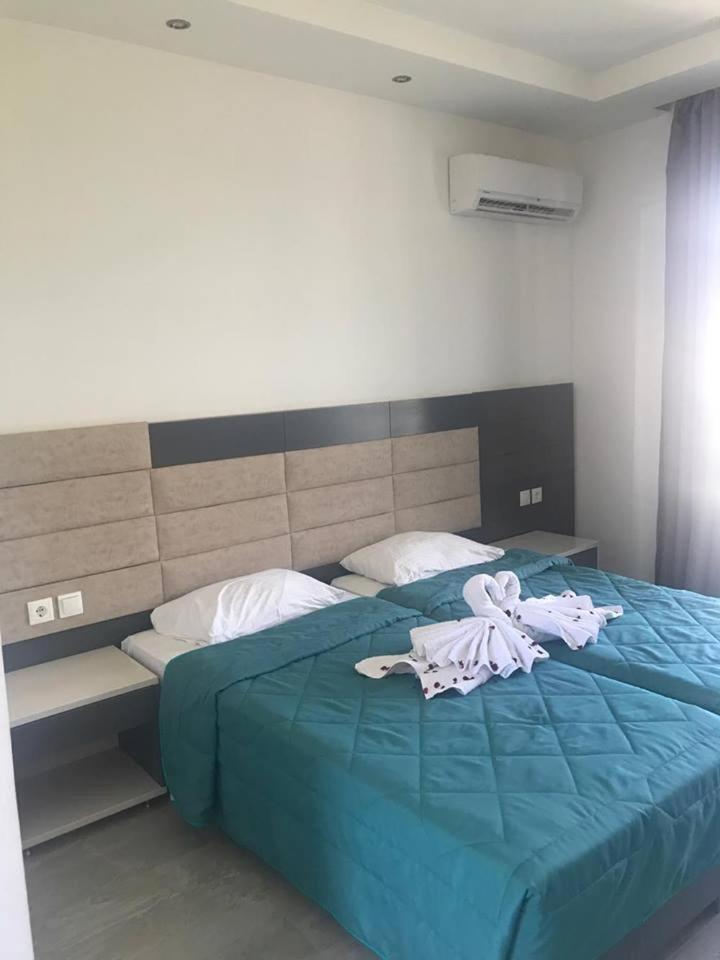 Savvas * Faliraki